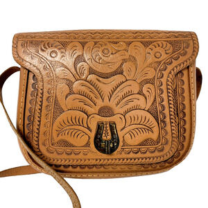 Vintage 1970s Tooled Leather Handbag Adjustable Strap STUNNING boho chic